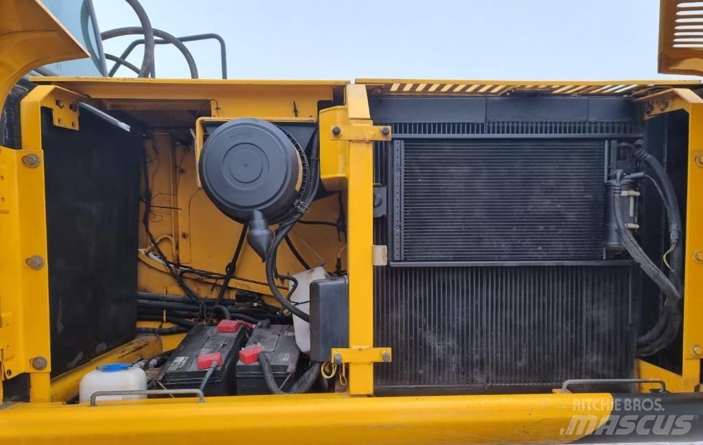 JCB JS 220 LC Escavadoras de rastos