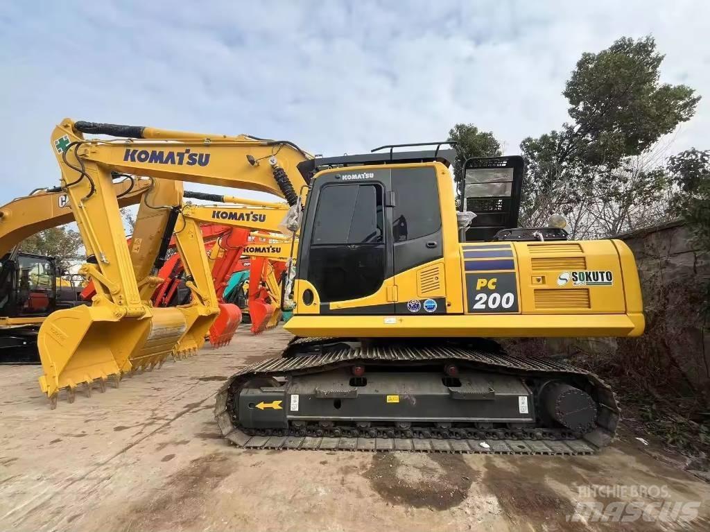 Komatsu PC 200-8 Escavadoras de rastos