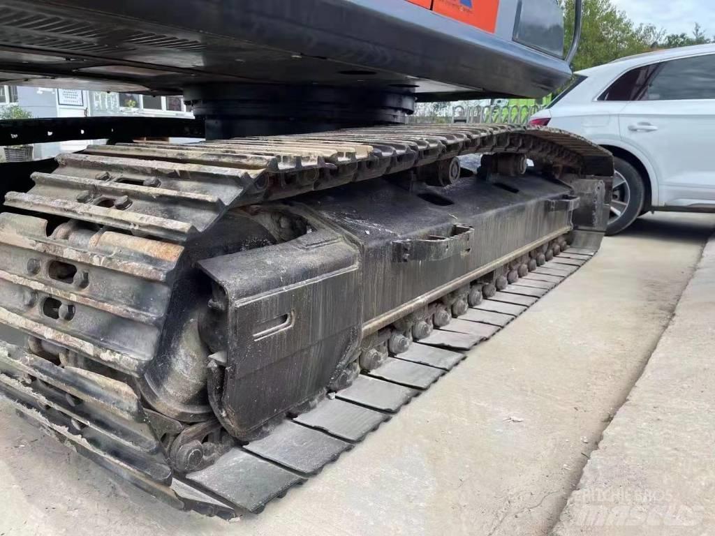 Hitachi ZX200 Escavadoras de rastos
