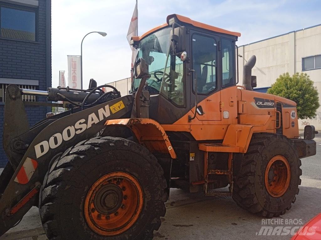 Doosan Dl250-5 Pás carregadoras de rodas