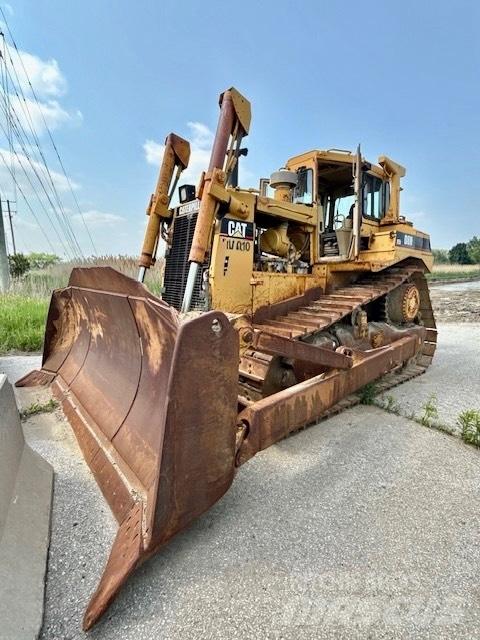 CAT D 8 N Dozers - Tratores rastos