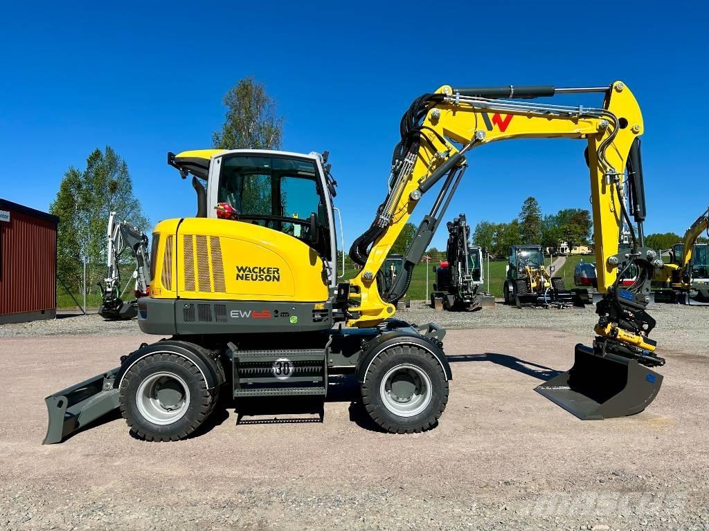 Wacker Neuson EW65 Escavadoras de rodas