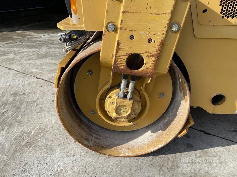CAT CB 24 Cilindros Compactadores tandem