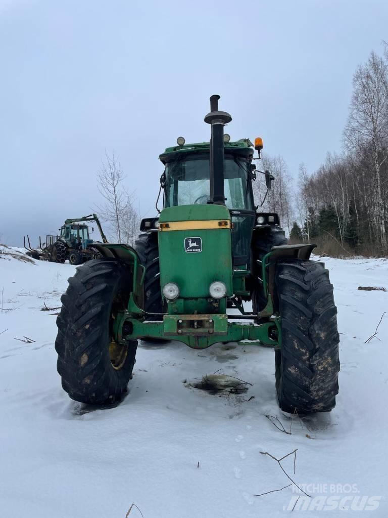 John Deere 4240 S Tratores Agrícolas usados