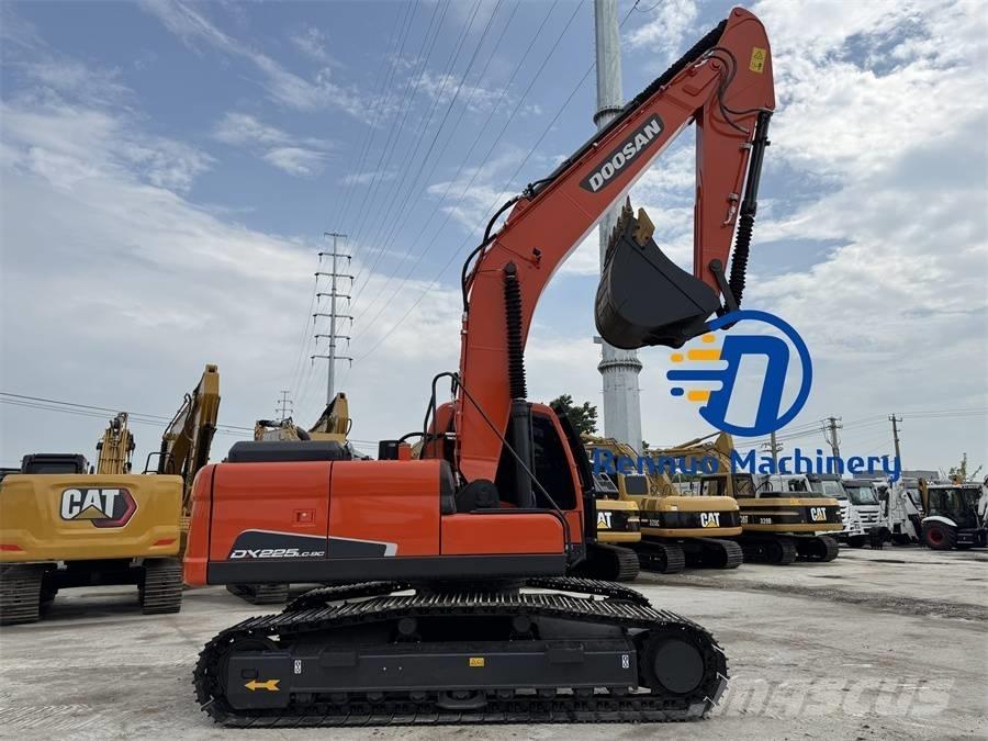 Doosan DX 225 LC-9C Escavadoras de rastos