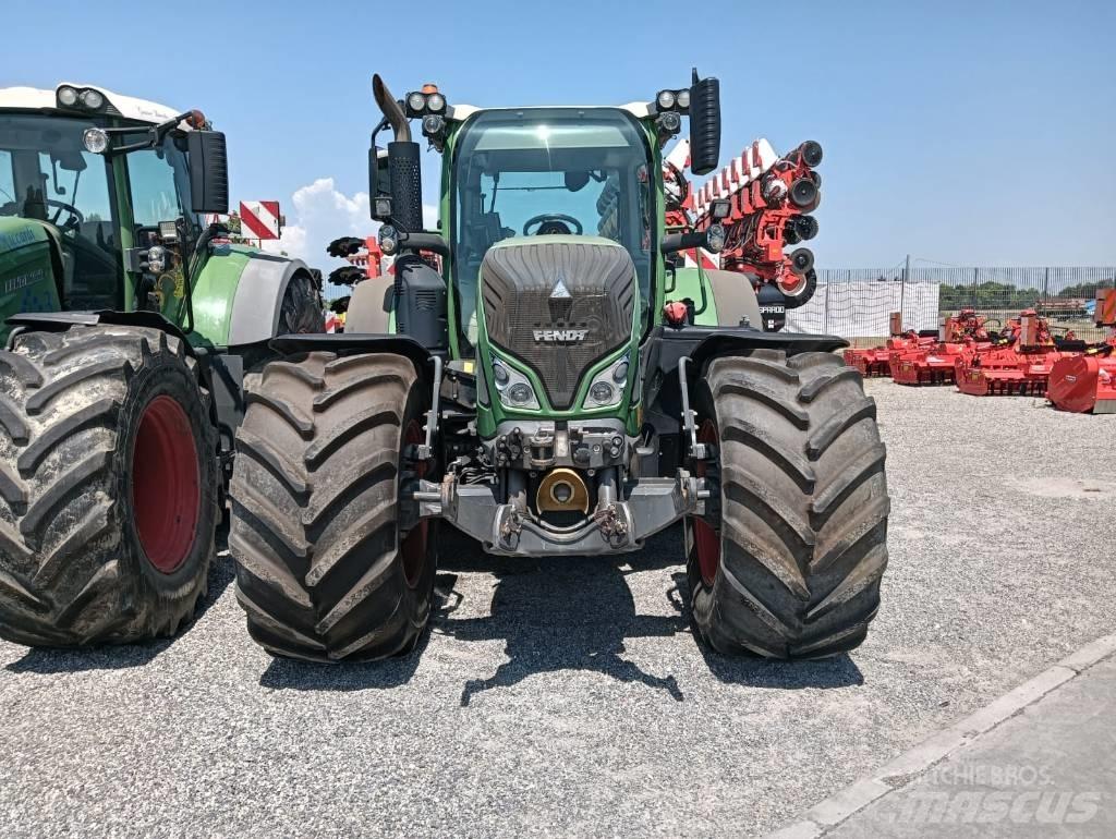 Fendt 718 Vario Tratores Agrícolas usados