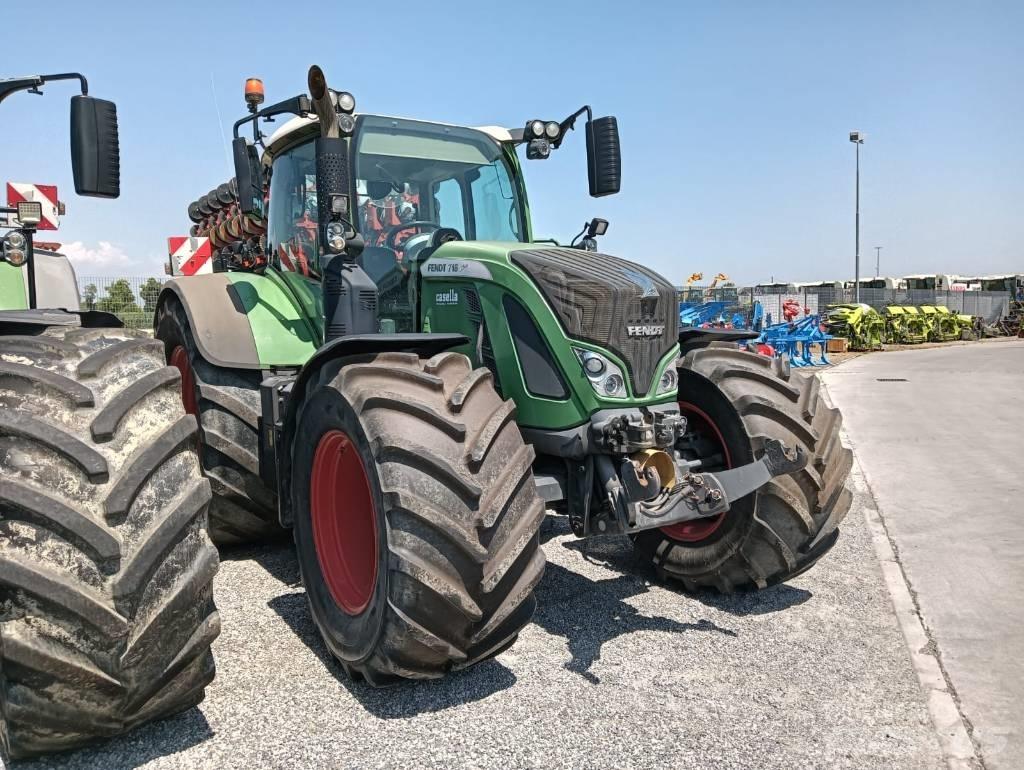Fendt 718 Vario Tratores Agrícolas usados