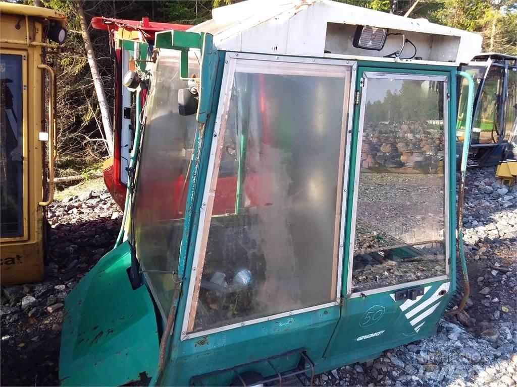 Gremo 950 Cabines e interior