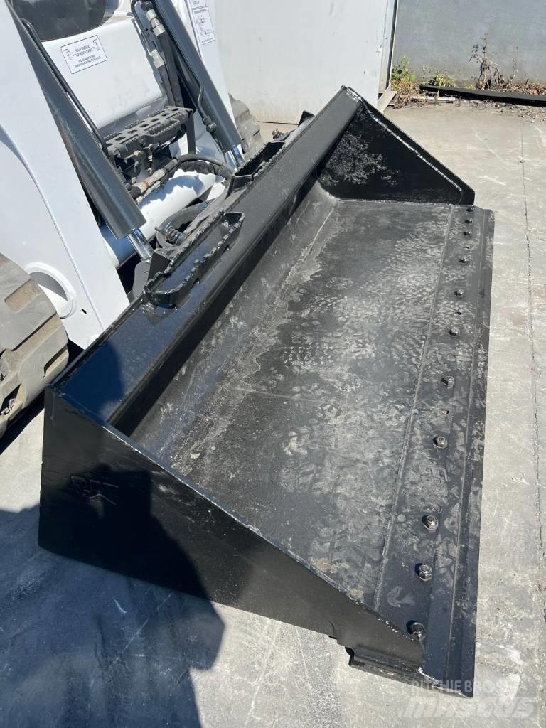 Bobcat T 740 Carregadoras de direcção deslizante