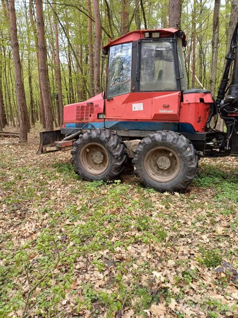 Valmet 840.2 Forwarders florestais