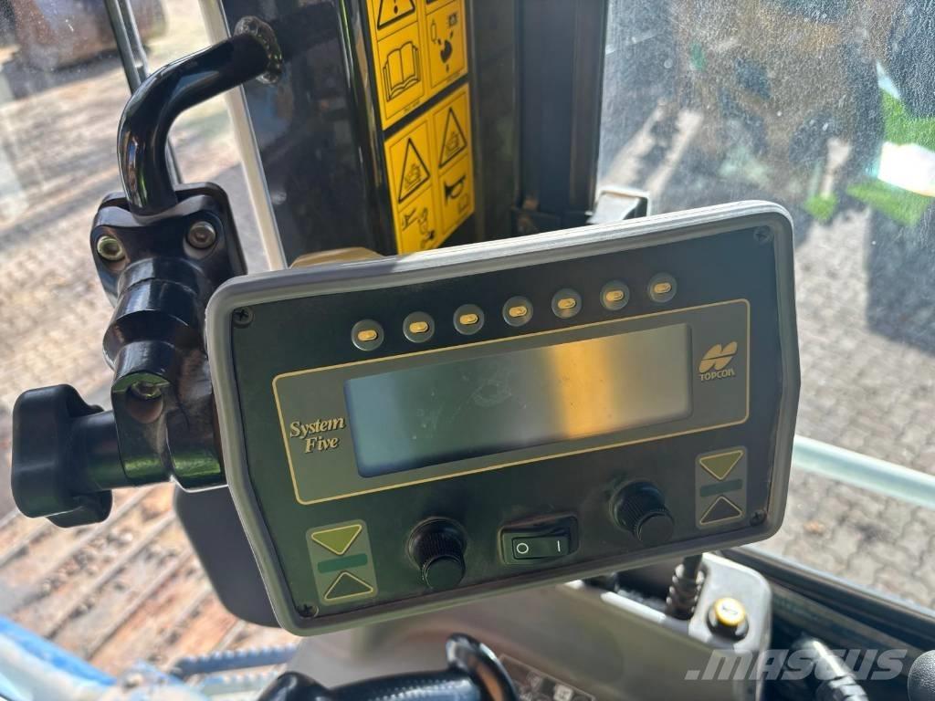 Komatsu D61PX-24 Dozers - Tratores rastos