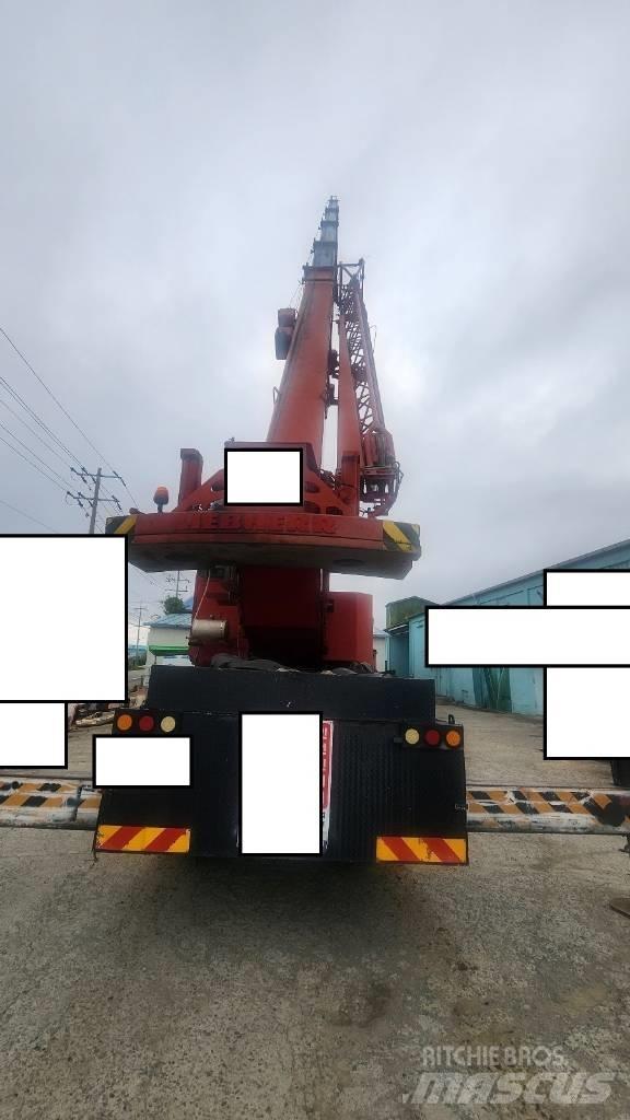 Liebherr LTM 1055-1 Gruas Todo terreno
