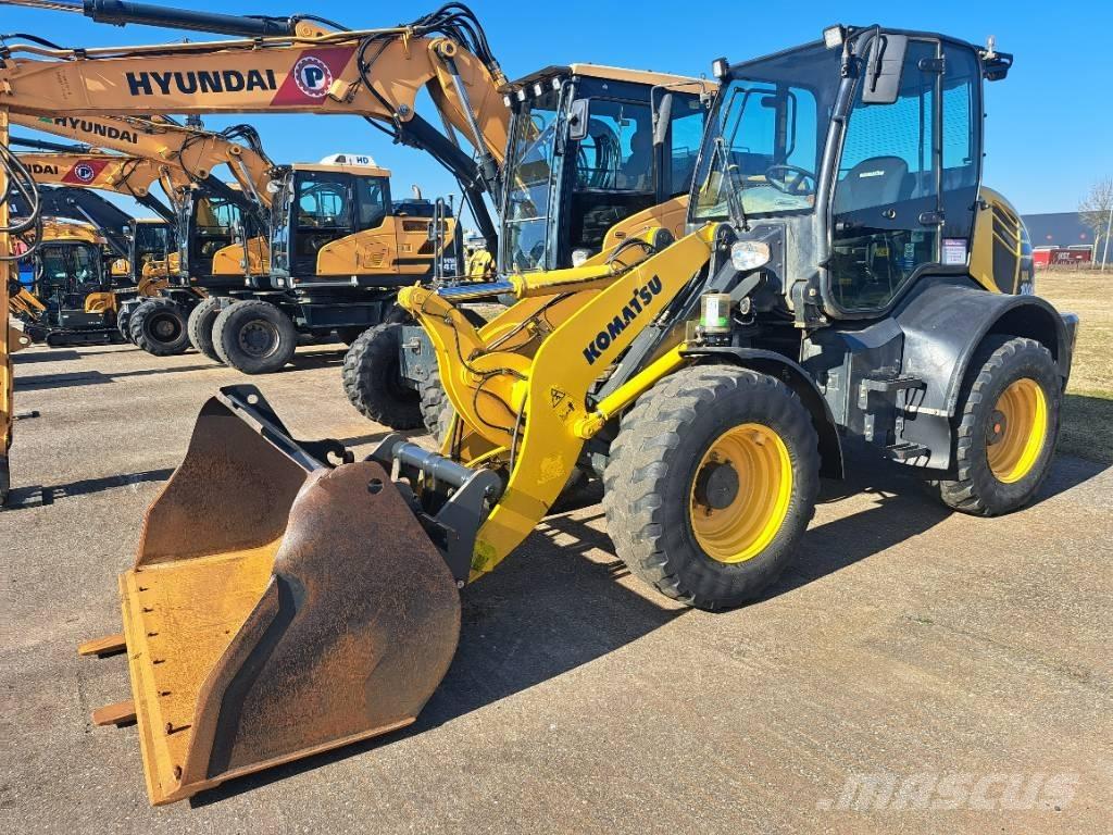 Komatsu WA100-8E0 Pás carregadoras de rodas