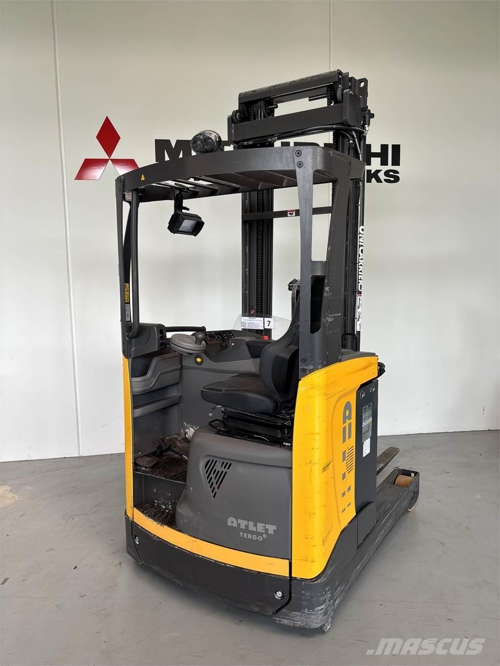 Atlet UMS160 Empilhadores Elevadores
