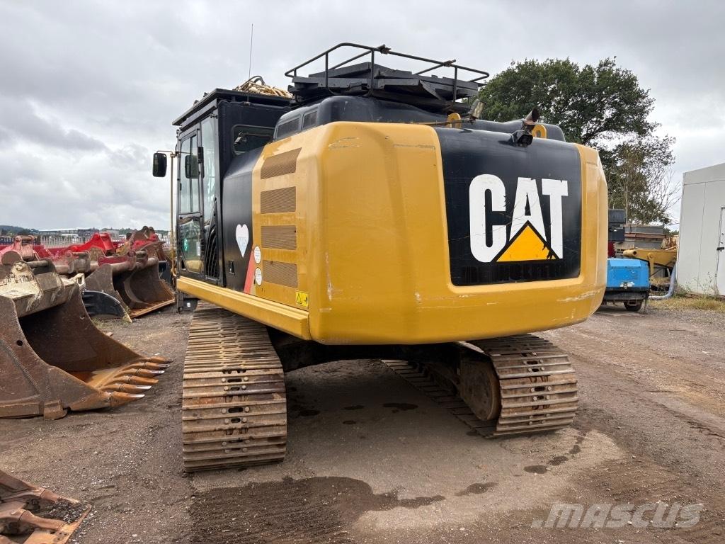 CAT 323 F L Escavadoras de rastos