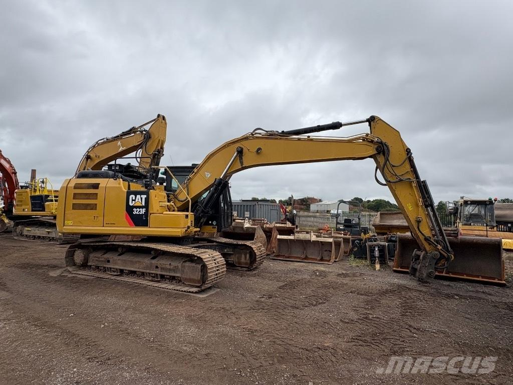 CAT 323 F L Escavadoras de rastos