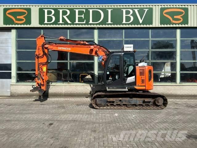 Hitachi ZX 135 US-6 Escavadoras de rastos