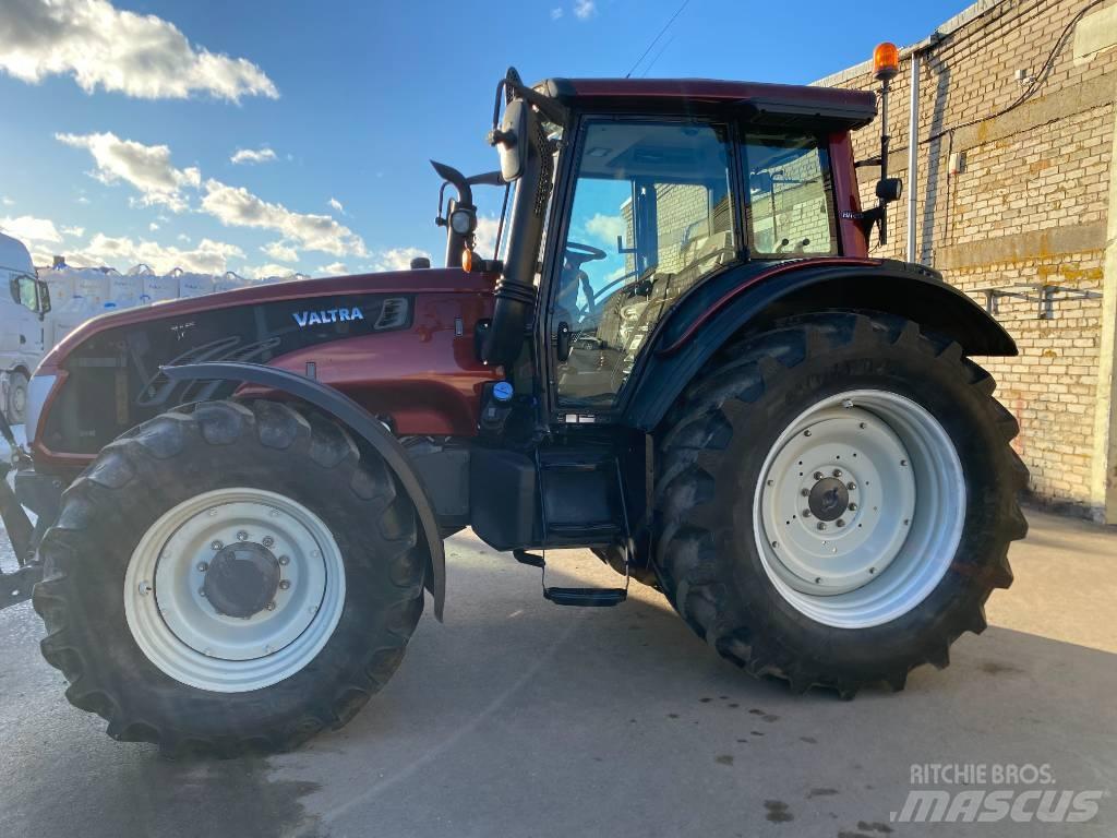 Valtra T 193 HT Tratores Agrícolas usados