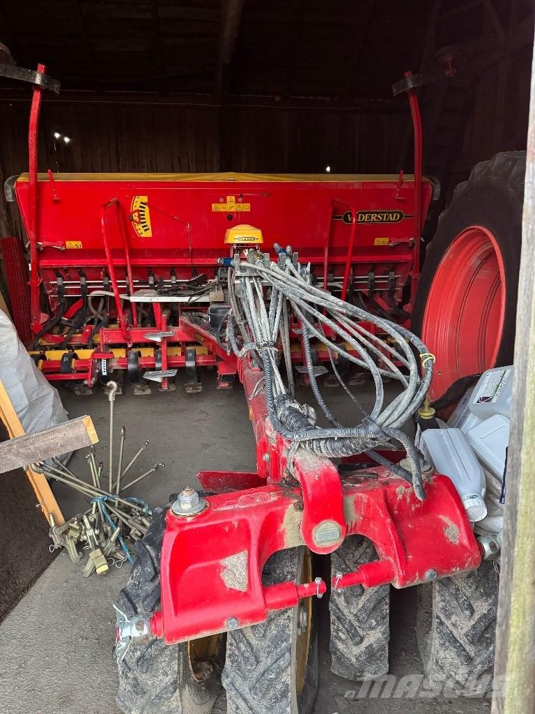 Väderstad Rapid400C Perfuradoras