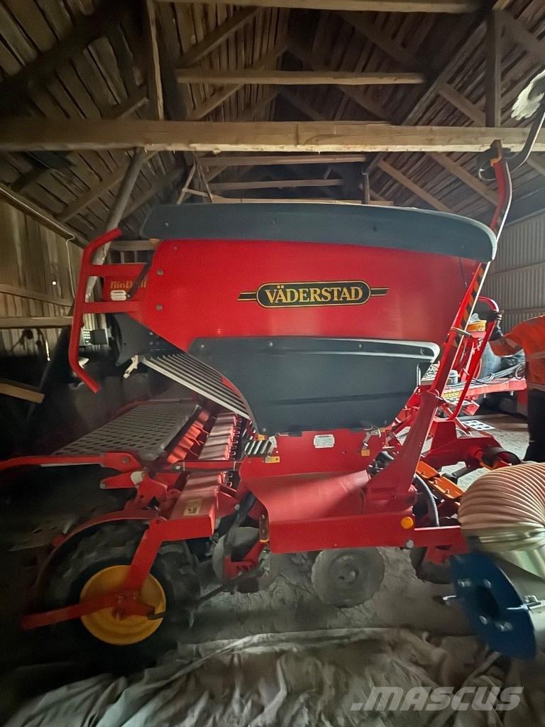 Väderstad Rapid400C Perfuradoras