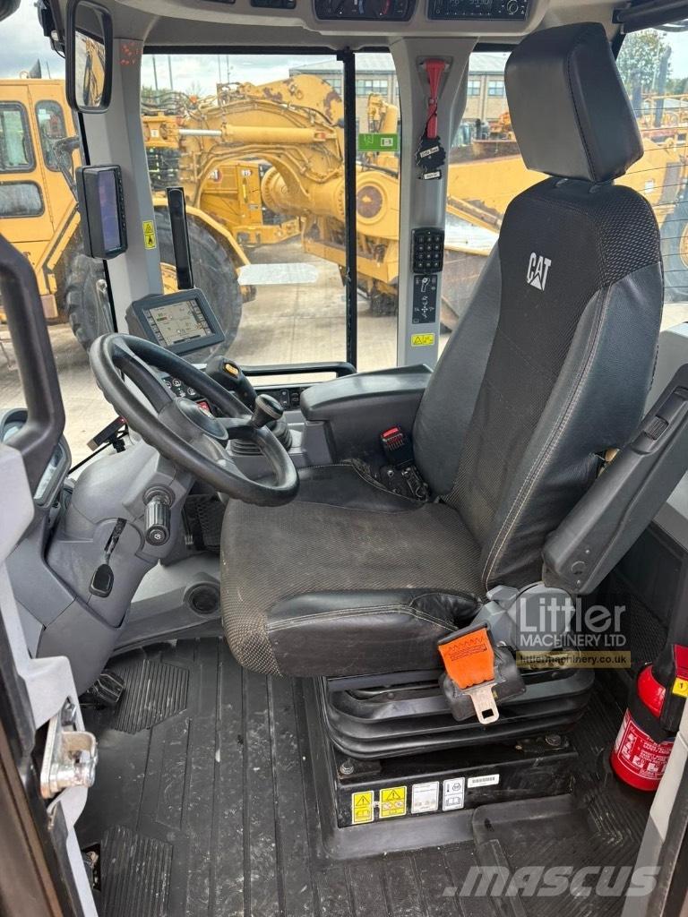 CAT 926 M Pás carregadoras de rodas