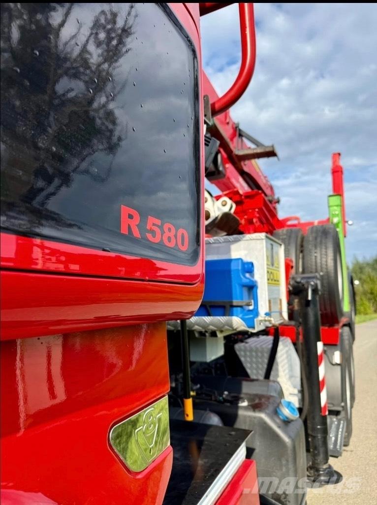 Scania R580 V8 6x4 Camiões de transporte de troncos