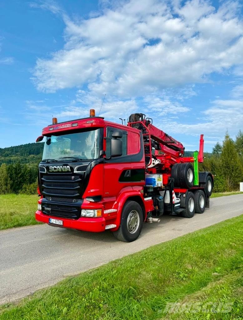 Scania R580 V8 6x4 Camiões de transporte de troncos