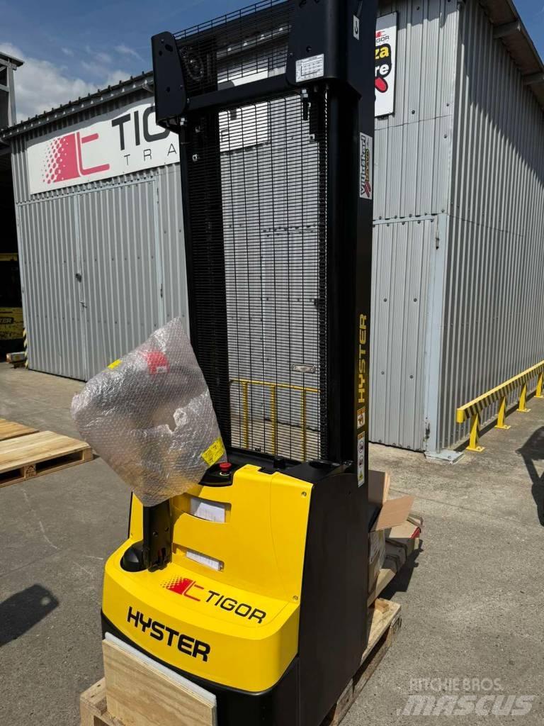 Hyster s1.4 Empilhador para operador externo