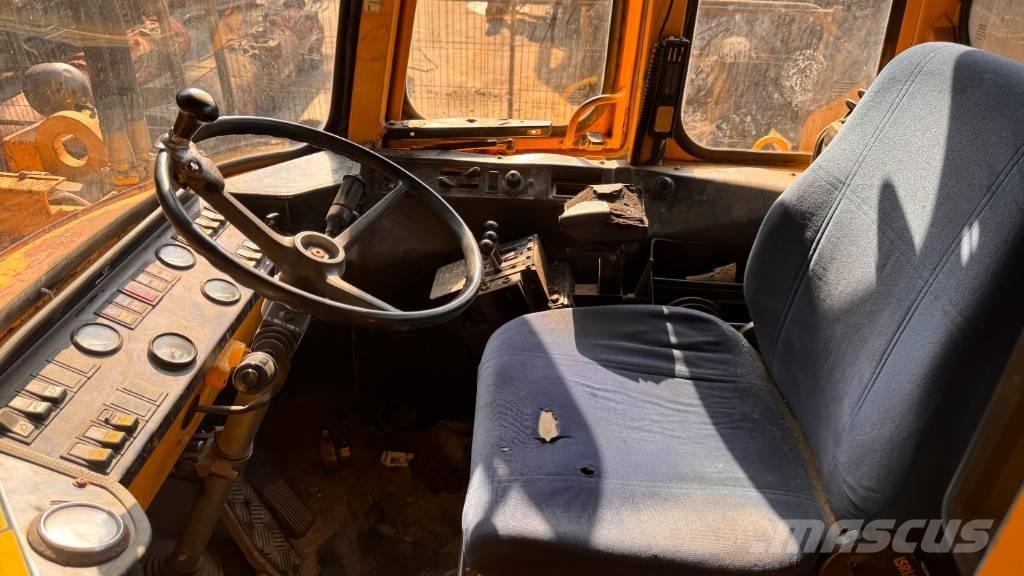 Volvo L 120 Pás carregadoras de rodas