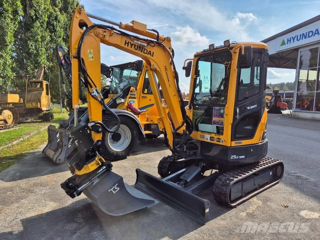 Hyundai R 25 Z-9AK Mini Escavadoras <7t