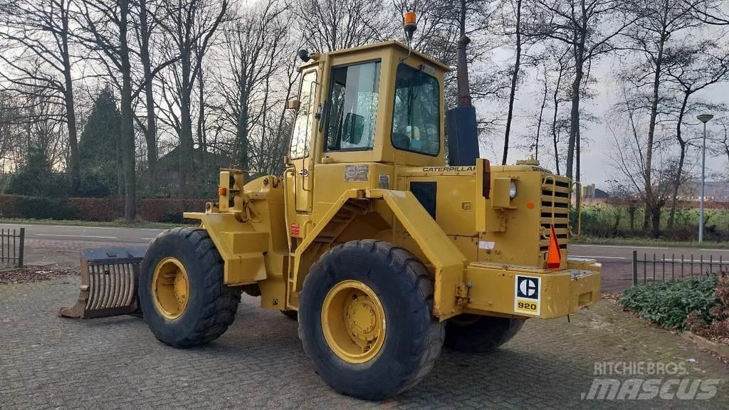 CAT 920 Pás carregadoras de rodas