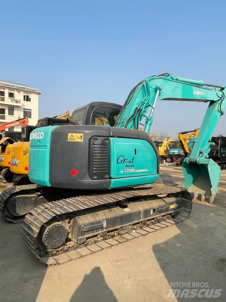 Kobelco SK 135 Escavadoras de rastos