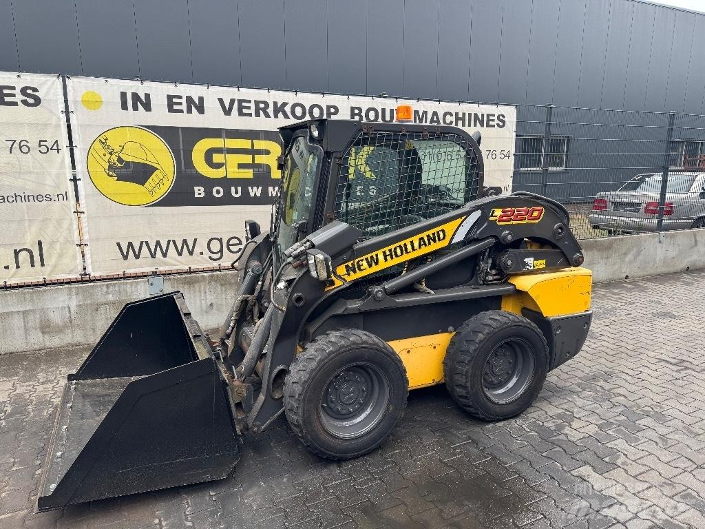 New Holland L220 Carregadoras de direcção deslizante