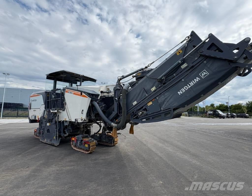 Wirtgen W 200 Fi Fresadoras de asfalto