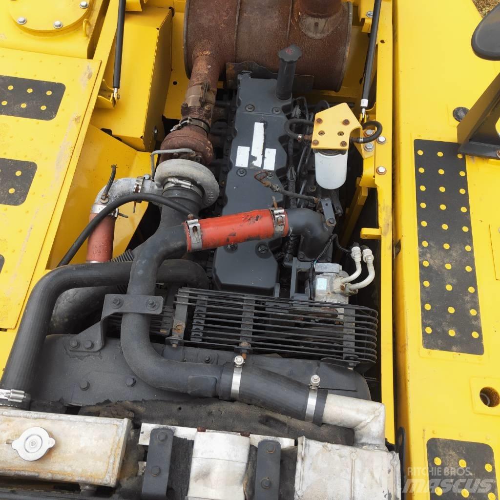 Komatsu PC200-8 Escavadoras de rastos