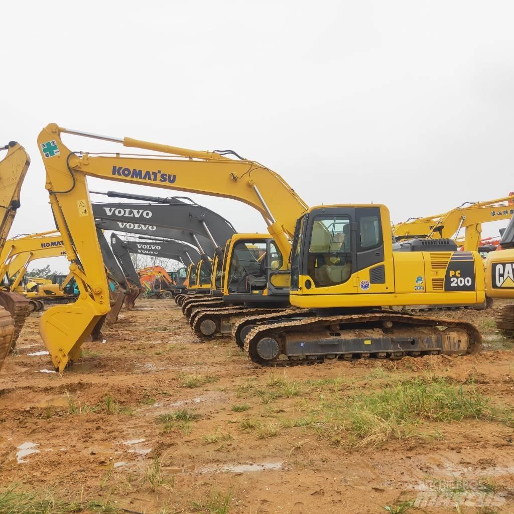 Komatsu PC200-8 Escavadoras de rastos
