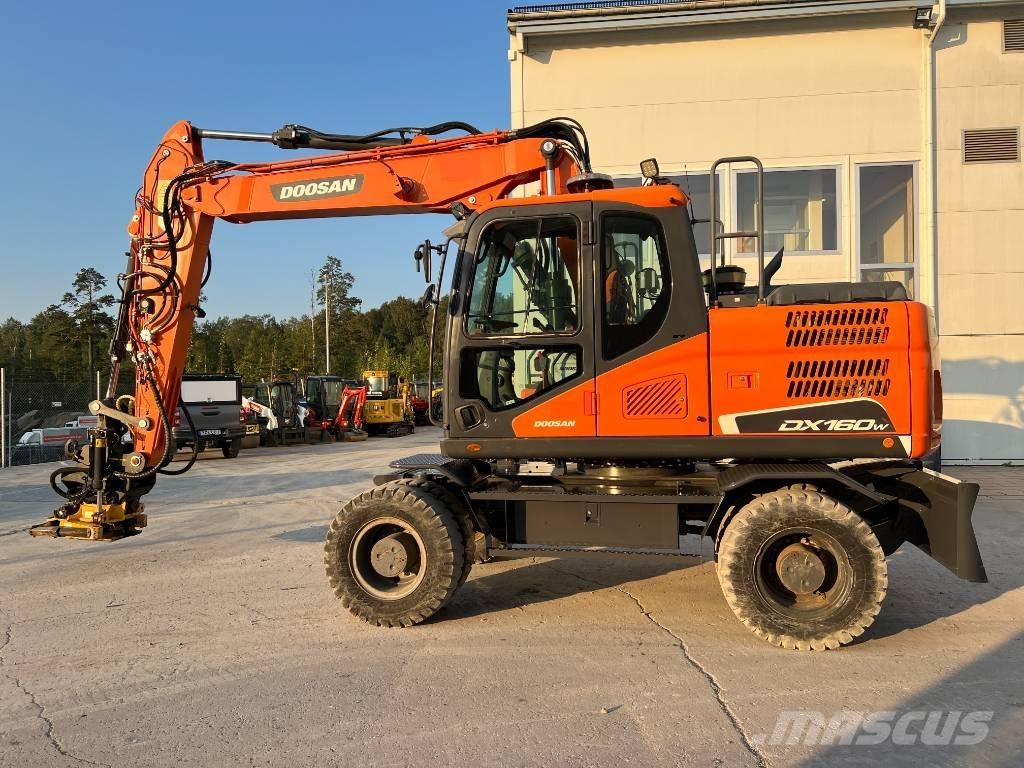 Doosan DX160W-5 Escavadoras de rodas