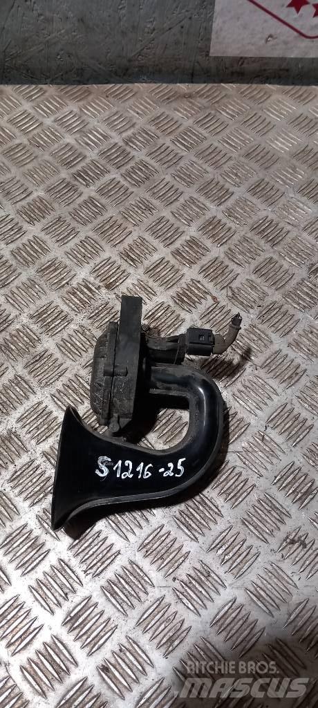 Scania R 4401936103 Cabines e interior