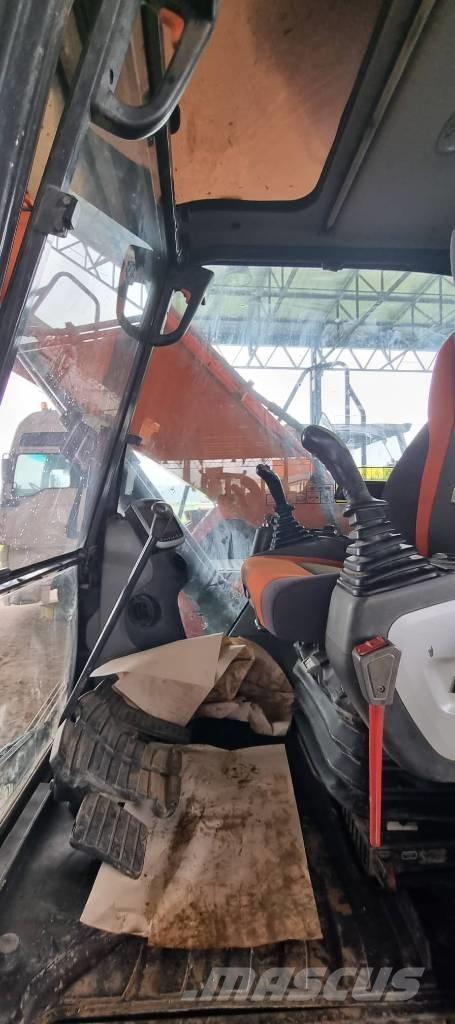 Doosan DX140LC-5 Escavadoras de rastos