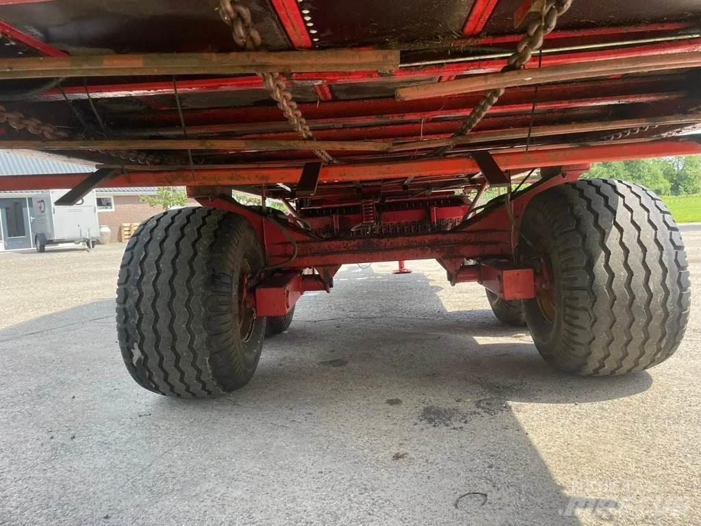 Taarup 1030 Forrageiras auto-propulsionadas