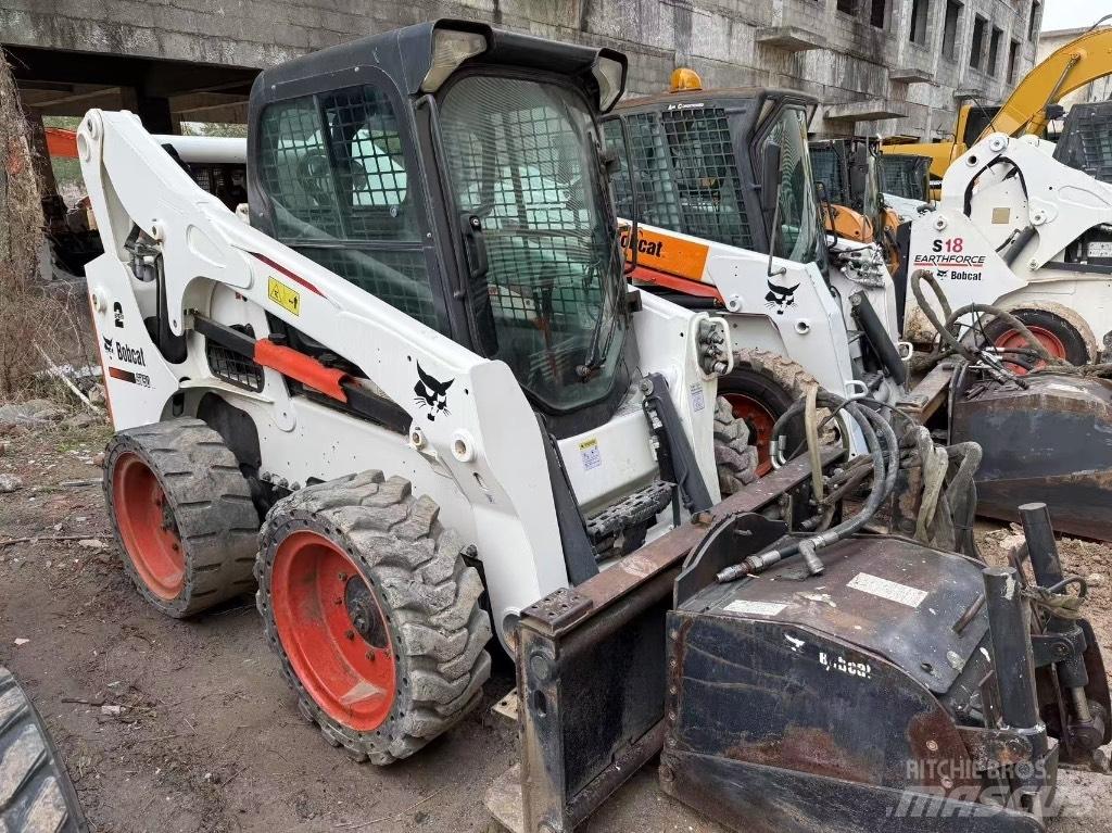 Bobcat S 220 S750 Carregadoras de direcção deslizante