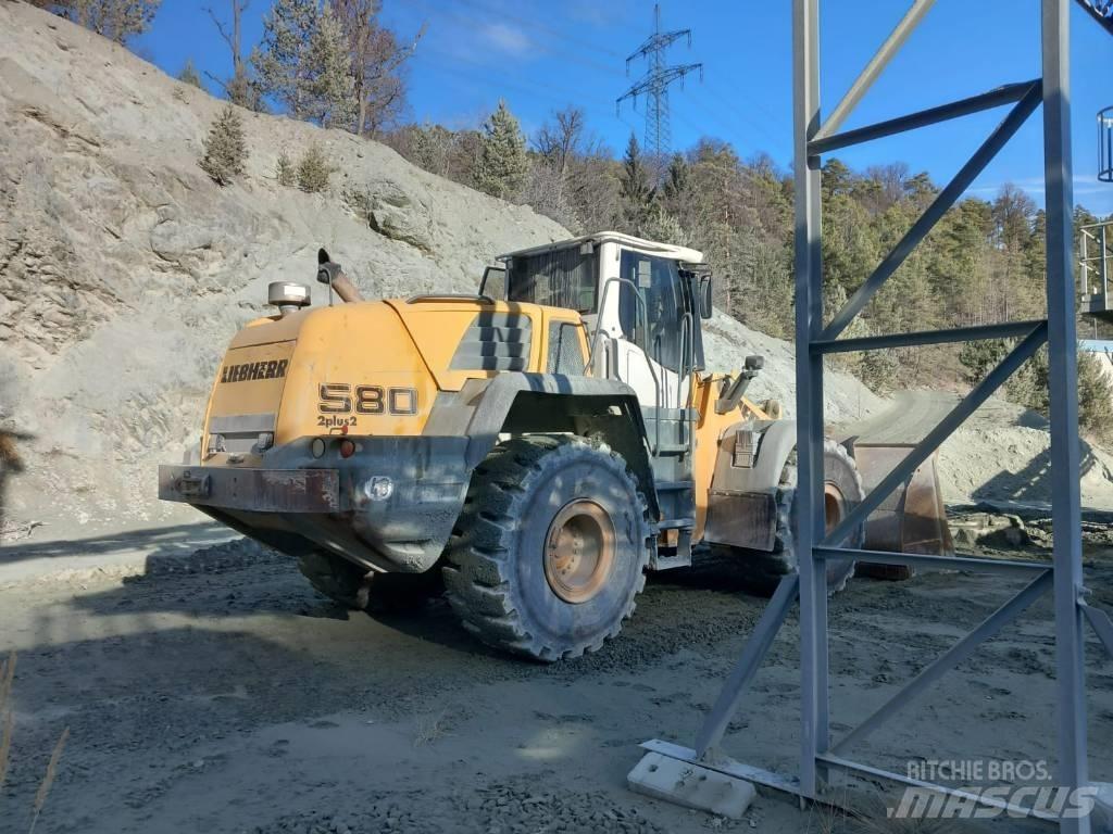 Liebherr L 580 Carregadoras de direcção deslizante