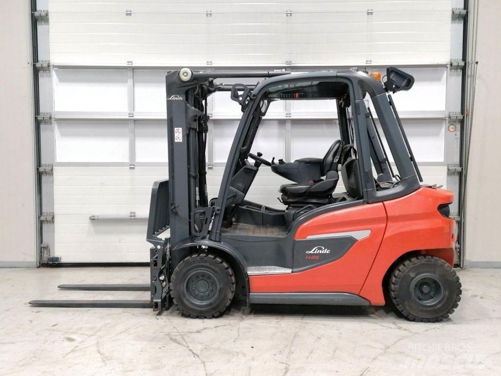 Linde H25T-01 Empilhadores eléctricos