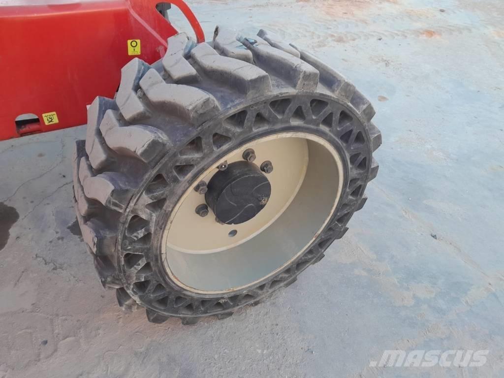 Manitou 280 TJ Elevadores braços articulados