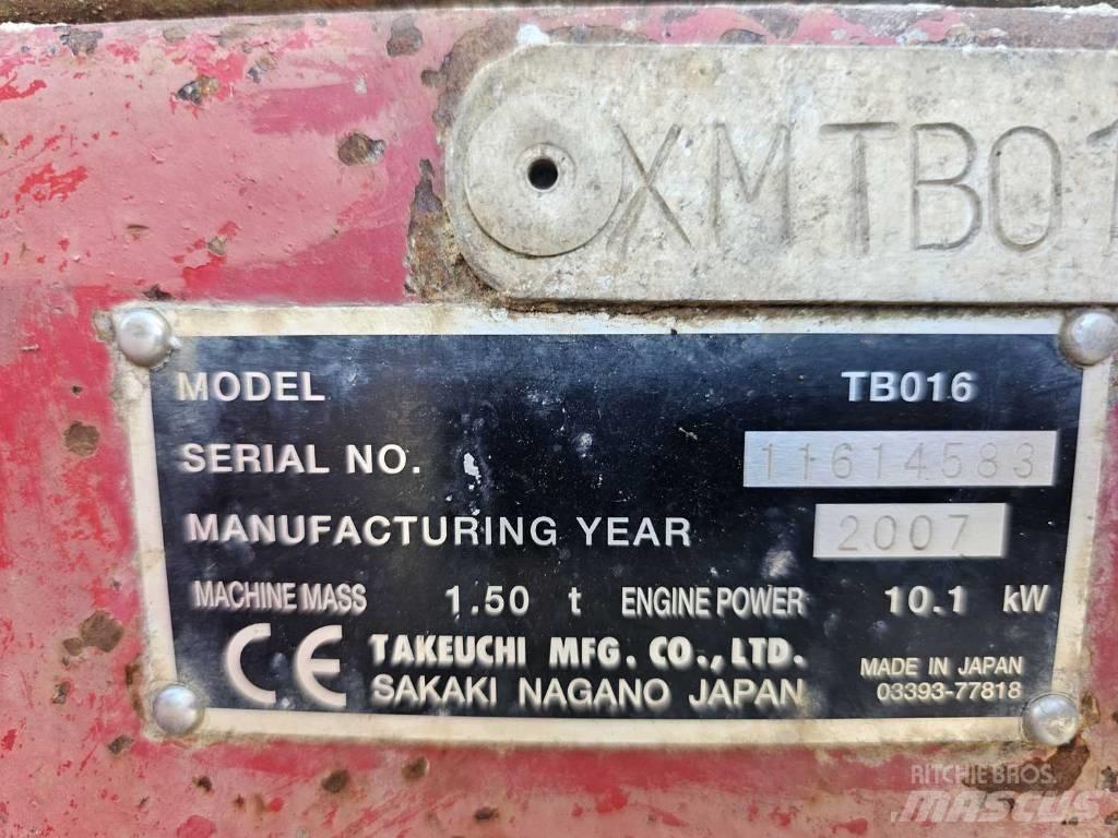 Takeuchi TB 016 Mini Escavadoras <7t