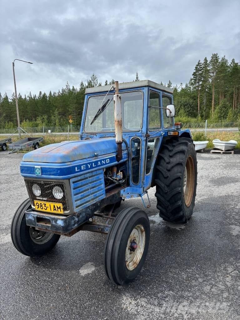 Leyland 270 Tratores Agrícolas usados