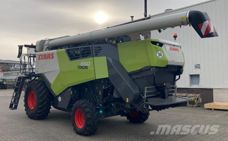 CLAAS TRION 650 Ceifeiras debulhadoras