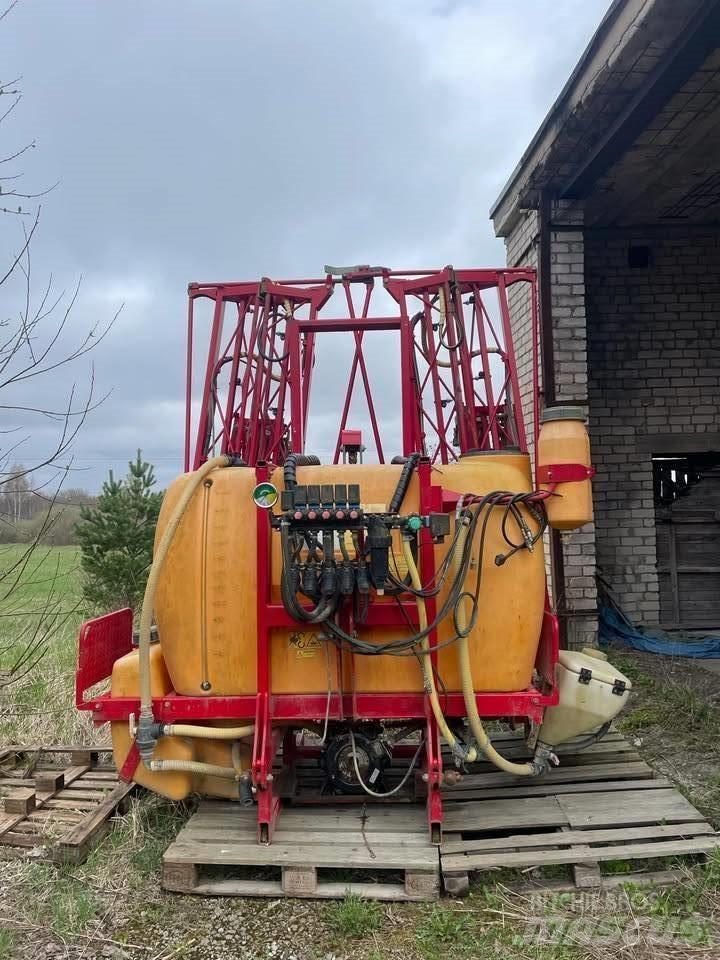 Junkkari 1300/4 Pulverizadores montados