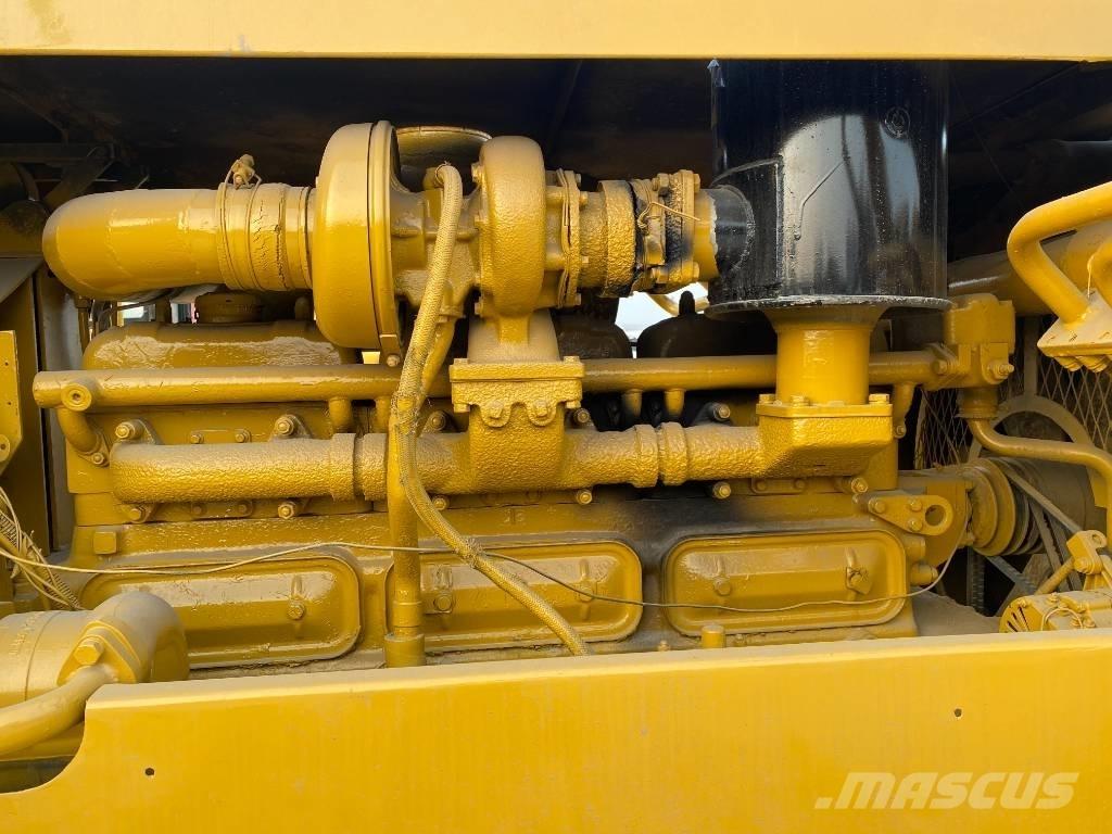CAT D 6 D Dozers - Tratores rastos