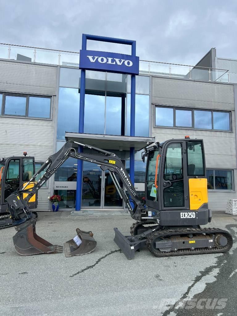 Volvo ECR 25 D Mini Escavadoras <7t